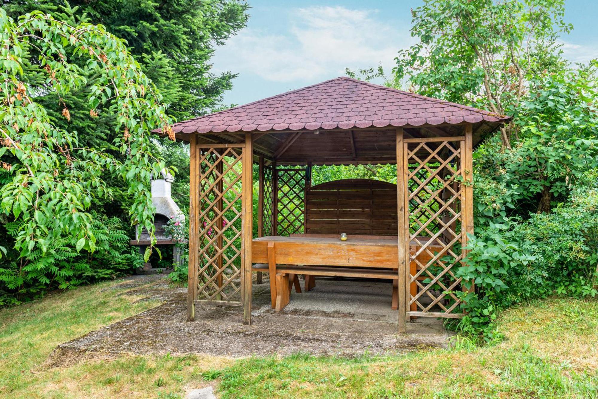 Beutenmuehle Straussenfarm Dach Owingen Exterior photo
